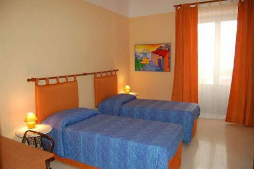 Sunflower Bed & Breakfast 3*